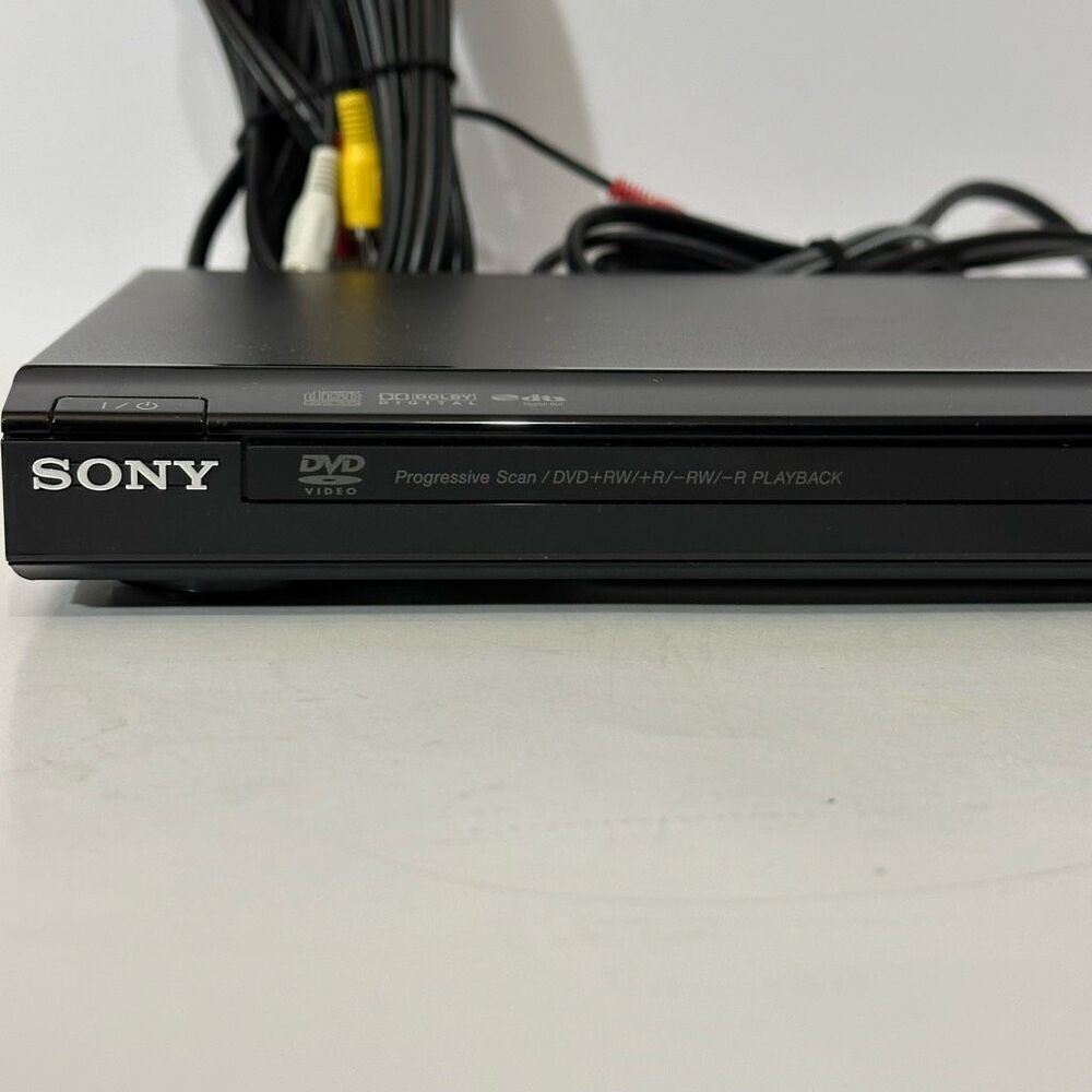 Sony CD/DVD Combo Player w/ Remote Control | Tested/Works - Picture 2 of 11